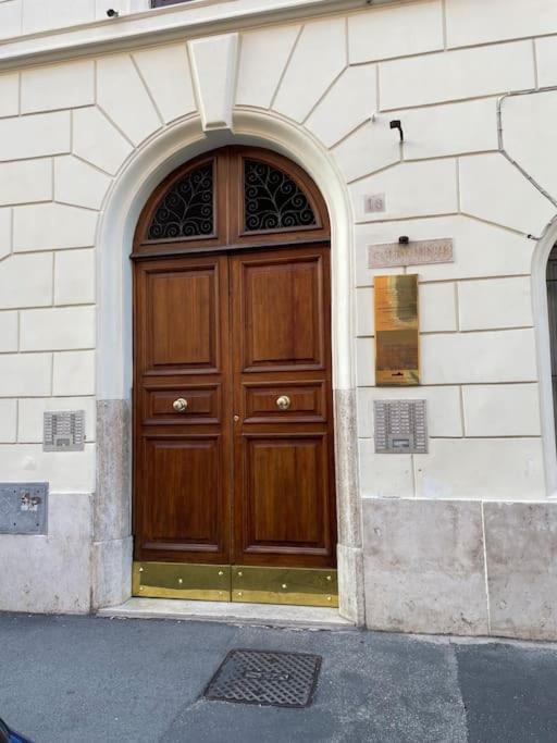 Blue Vatican House روما المظهر الخارجي الصورة