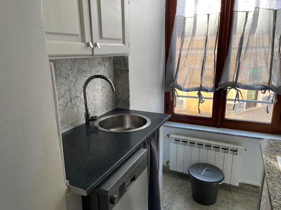 Blue Vatican House روما المظهر الخارجي الصورة
